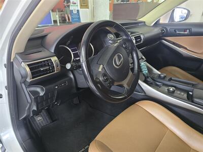2016 Lexus IS 200t   - Photo 8 - Hamilton, OH 45015