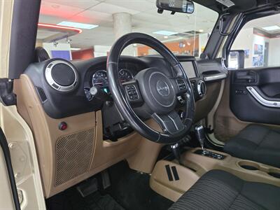 2012 Jeep Wrangler Sahara   - Photo 9 - Hamilton, OH 45015