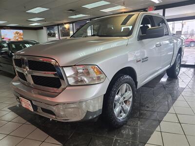 2016 RAM 1500 SLT CREW CAB4X4 HEMI   - Photo 1 - Hamilton, OH 45015