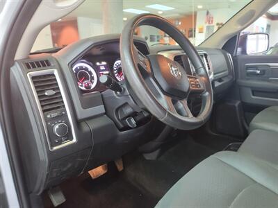 2016 RAM 1500 SLT CREW CAB4X4 HEMI   - Photo 9 - Hamilton, OH 45015