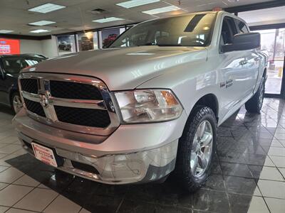 2016 RAM 1500 SLT CREW CAB4X4 HEMI   - Photo 2 - Hamilton, OH 45015