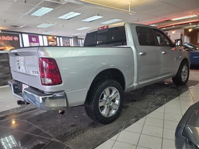 2016 RAM 1500 SLT CREW CAB4X4 HEMI   - Photo 5 - Hamilton, OH 45015