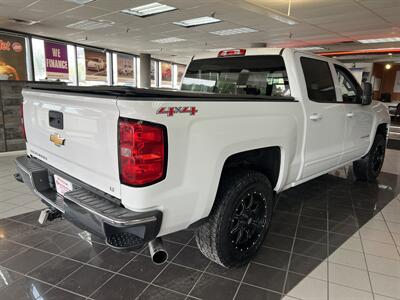 2015 Chevrolet Silverado 1500 LT-CREW CAB-4X4   - Photo 6 - Hamilton, OH 45015