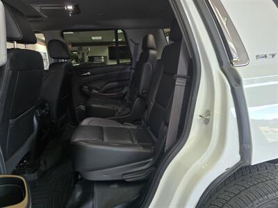 2017 GMC Yukon SLT 4DR SUV 4X4 - Photo 12 - Hamilton, OH 45015