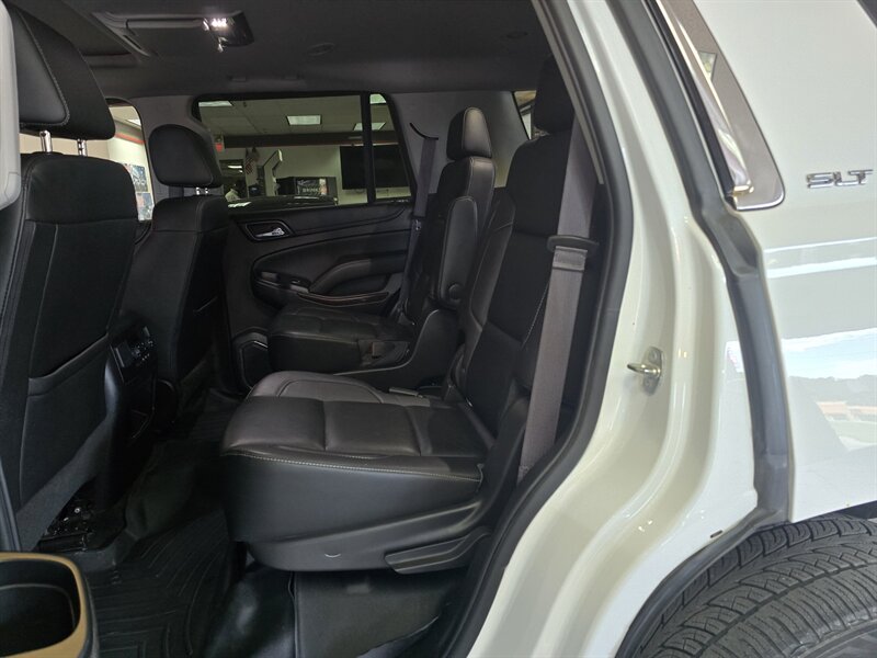 2017 GMC Yukon SLT 4DR SUV 4X4 - Photo 12 - Hamilton, OH 45015