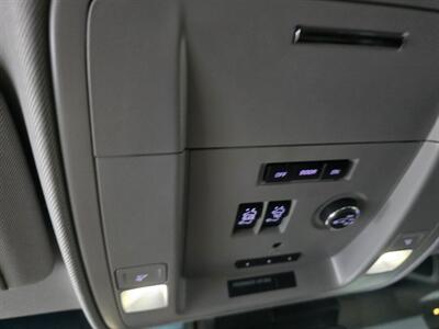 2017 GMC Yukon SLT 4DR SUV 4X4 - Photo 39 - Hamilton, OH 45015