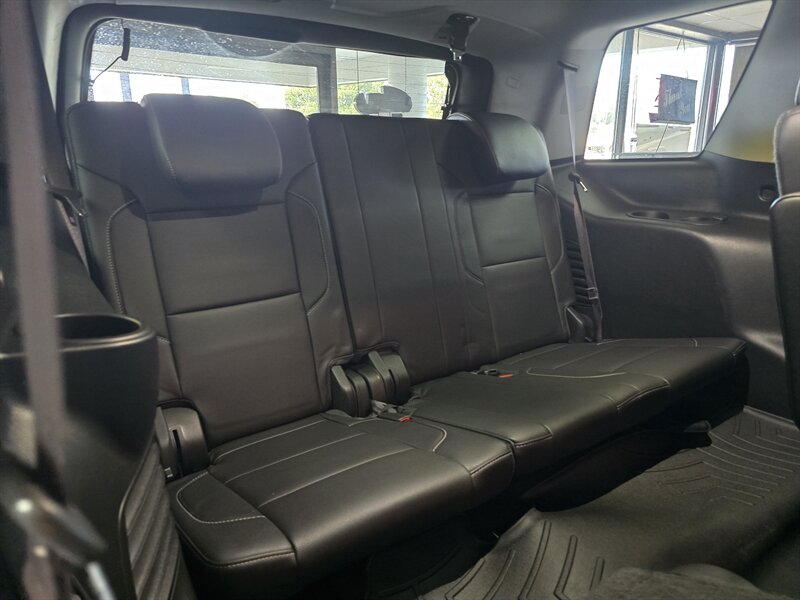 2017 GMC Yukon SLT 4DR SUV 4X4 - Photo 24 - Hamilton, OH 45015
