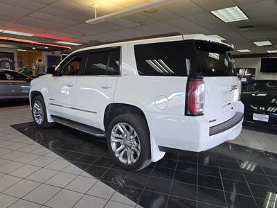 2017 GMC Yukon SLT 4DR SUV 4X4 - Photo 6 - Hamilton, OH 45015