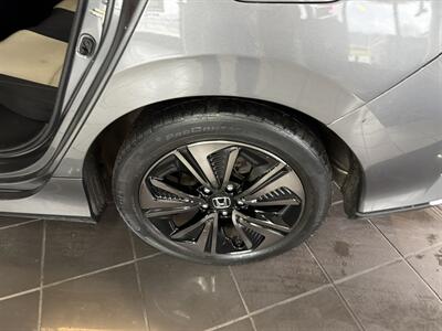 2019 Honda Civic EX 4DR HATCHBACK   - Photo 30 - Hamilton, OH 45015
