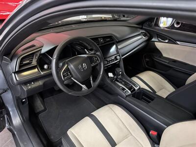 2019 Honda Civic EX 4DR HATCHBACK   - Photo 11 - Hamilton, OH 45015