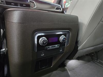 2023 GMC Yukon SLT 4DR SUV AWD - Photo 14 - Hamilton, OH 45015