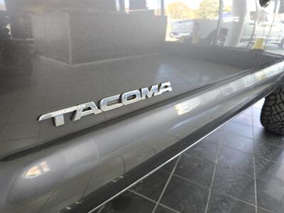 2014 Toyota Tacoma PreRunner V6 DOUBLE CAB CREW/V6   - Photo 31 - Hamilton, OH 45015