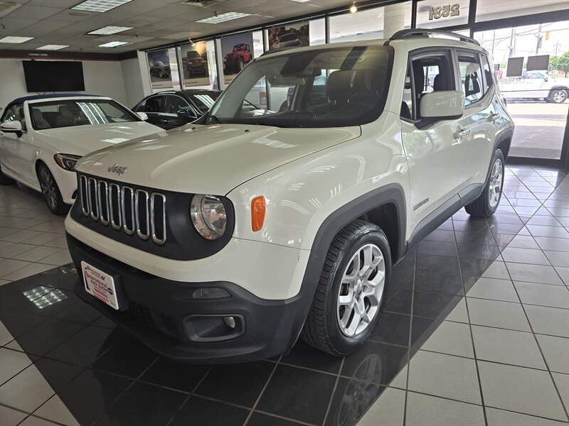 2015 Jeep Renegade Latitude 4DR SUV - Photo 1 - Hamilton, OH 45015