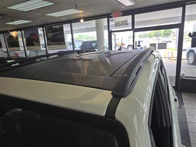 2015 Jeep Renegade Latitude 4DR SUV   - Photo 28 - Hamilton, OH 45015