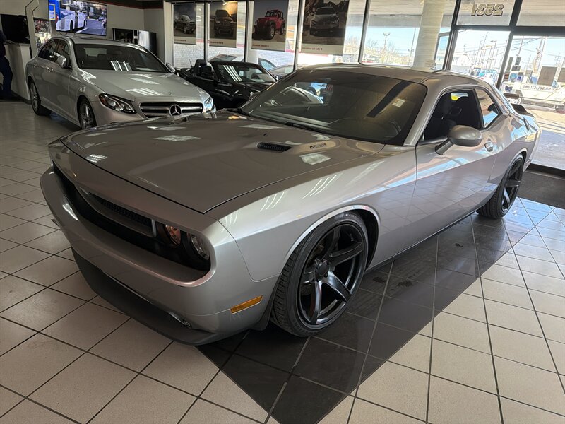 2014 Dodge Challenger R/T 2DR COUPE/V8   - Photo 1 - Hamilton, OH 45015