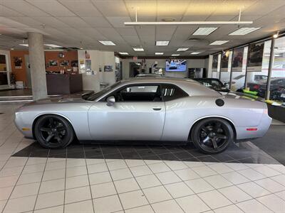2014 Dodge Challenger R/T 2DR COUPE/V8   - Photo 2 - Hamilton, OH 45015