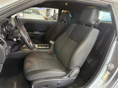 2014 Dodge Challenger R/T 2DR COUPE/V8   - Photo 10 - Hamilton, OH 45015