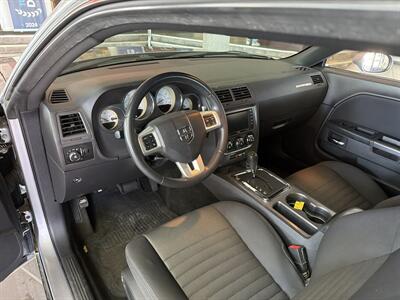 2014 Dodge Challenger R/T 2DR COUPE/V8   - Photo 11 - Hamilton, OH 45015