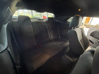 2014 Dodge Challenger R/T 2DR COUPE/V8   - Photo 22 - Hamilton, OH 45015