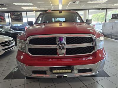 2013 RAM 1500 SLT 4dr Quad Cab 4X4/V8   - Photo 2 - Hamilton, OH 45015