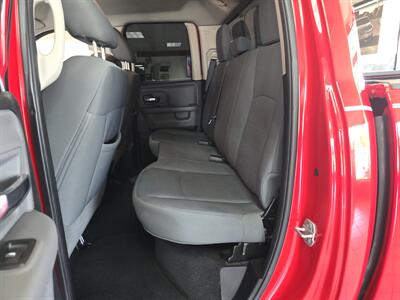 2013 RAM 1500 SLT 4dr Quad Cab 4X4/V8   - Photo 11 - Hamilton, OH 45015