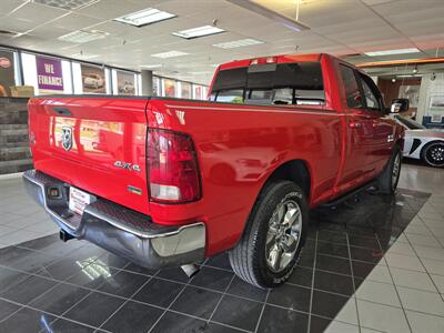 2013 RAM 1500 SLT 4dr Quad Cab 4X4/V8   - Photo 4 - Hamilton, OH 45015