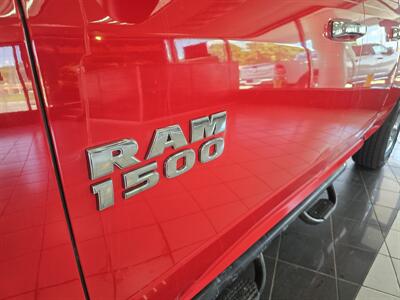 2013 RAM 1500 SLT 4dr Quad Cab 4X4/V8   - Photo 23 - Hamilton, OH 45015