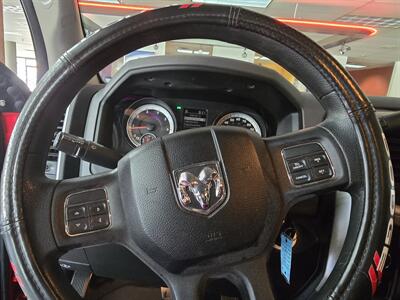 2013 RAM 1500 SLT 4dr Quad Cab 4X4/V8   - Photo 21 - Hamilton, OH 45015