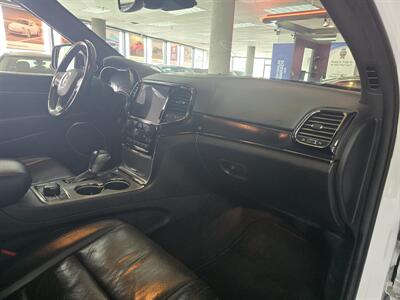 2020 Jeep Grand Cherokee High Altitude   - Photo 13 - Hamilton, OH 45015