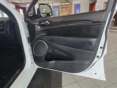2020 Jeep Grand Cherokee High Altitude   - Photo 12 - Hamilton, OH 45015