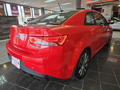 2012 Kia Forte SXT 2DR COUPE   - Photo 4 - Hamilton, OH 45015