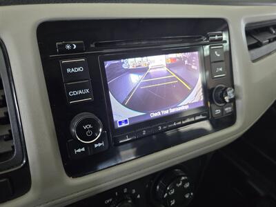 2016 Honda HR-V LX   - Photo 23 - Hamilton, OH 45015