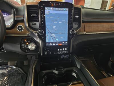 2023 RAM 1500 LIMITED Longhorn 4DR CREW CAB 4X4/V8   - Photo 31 - Hamilton, OH 45015