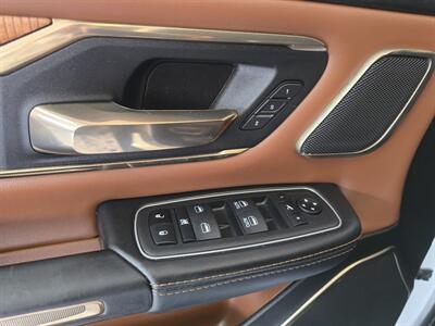 2023 RAM 1500 LIMITED Longhorn 4DR CREW CAB 4X4/V8   - Photo 20 - Hamilton, OH 45015
