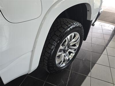 2023 RAM 1500 LIMITED Longhorn 4DR CREW CAB 4X4/V8   - Photo 44 - Hamilton, OH 45015