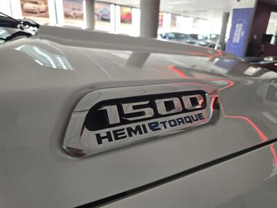 2023 RAM 1500 LIMITED Longhorn 4DR CREW CAB 4X4/V8   - Photo 42 - Hamilton, OH 45015
