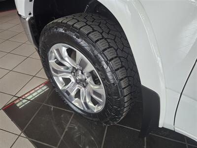 2023 RAM 1500 LIMITED Longhorn 4DR CREW CAB 4X4/V8   - Photo 43 - Hamilton, OH 45015