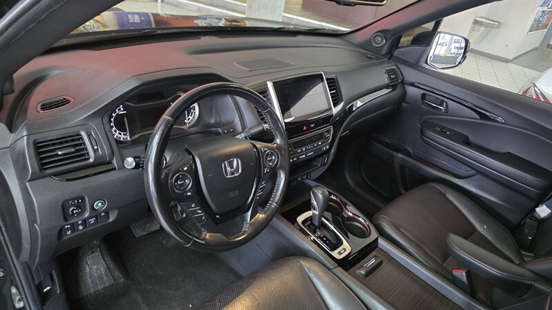 2019 Honda Ridgeline Black Edition - Photo 11 - Hamilton, OH 45015