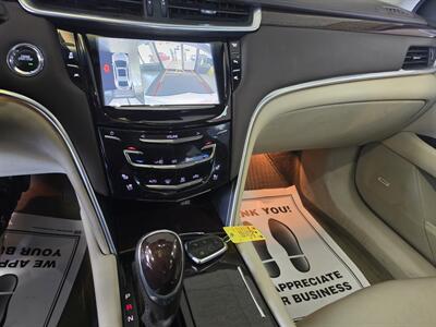 2016 Cadillac XTS Premium   - Photo 18 - Hamilton, OH 45015