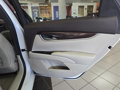 2016 Cadillac XTS Premium   - Photo 16 - Hamilton, OH 45015