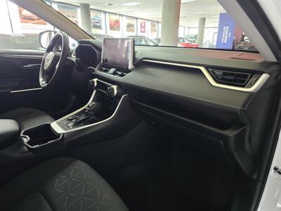 2023 Toyota RAV4 WODLAND EDITION 4DR SUV AWD   - Photo 13 - Hamilton, OH 45015