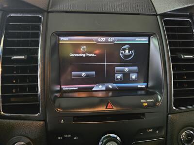 2013 Ford Taurus SEL 4DR SEDAN   - Photo 22 - Hamilton, OH 45015