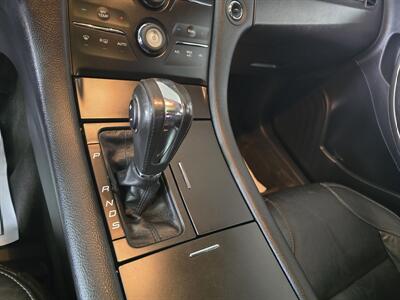 2013 Ford Taurus SEL 4DR SEDAN   - Photo 21 - Hamilton, OH 45015