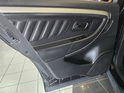 2013 Ford Taurus SEL 4DR SEDAN   - Photo 10 - Hamilton, OH 45015