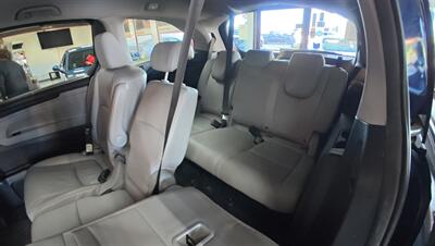 2021 Honda Odyssey Touring 4DR MINI-VAN - Photo 21 - Hamilton, OH 45015