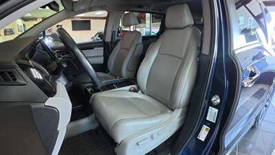 2021 Honda Odyssey Touring 4DR MINI-VAN - Photo 8 - Hamilton, OH 45015
