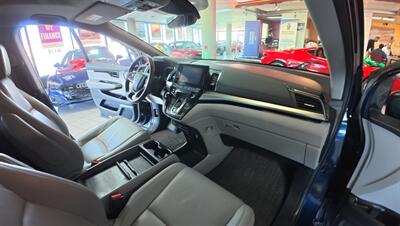 2021 Honda Odyssey Touring 4DR MINI-VAN - Photo 28 - Hamilton, OH 45015