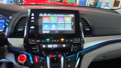 2021 Honda Odyssey Touring 4DR MINI-VAN - Photo 13 - Hamilton, OH 45015