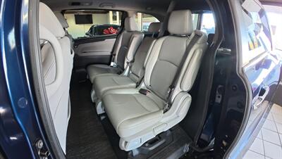 2021 Honda Odyssey Touring 4DR MINI-VAN - Photo 20 - Hamilton, OH 45015