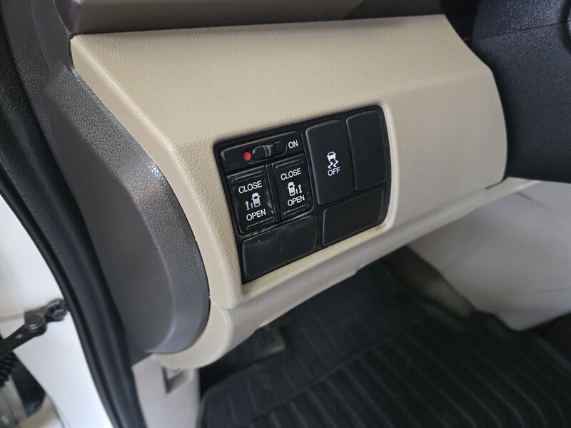 2016 Honda Odyssey EX- 4DR MINI-VAN - Photo 19 - Hamilton, OH 45015